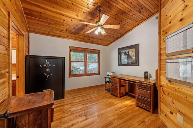 908 Cashes Valley Road, Cherry Log, GA 30522