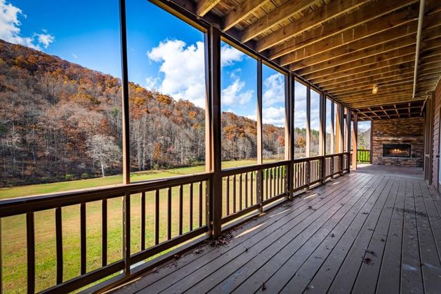 908 Cashes Valley Road, Cherry Log, GA 30522