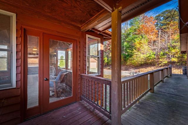 908 Cashes Valley Road, Cherry Log, GA 30522