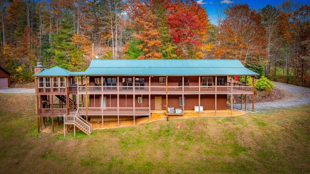 908 Cashes Valley Road, Cherry Log, GA 30522