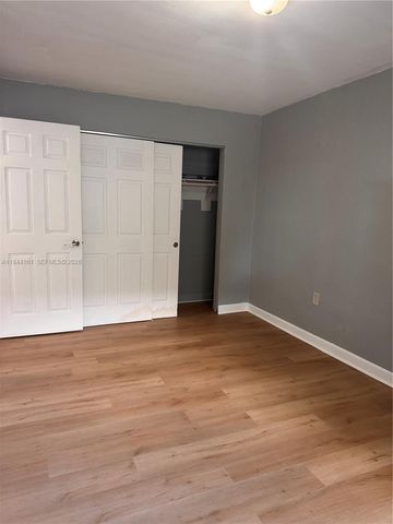 8045 NE 1st Ave 3, Miami, FL 33138