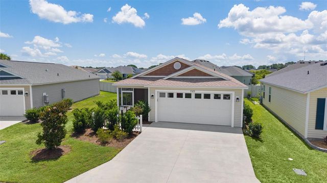7185 FAY COURT, The Villages, FL 34762