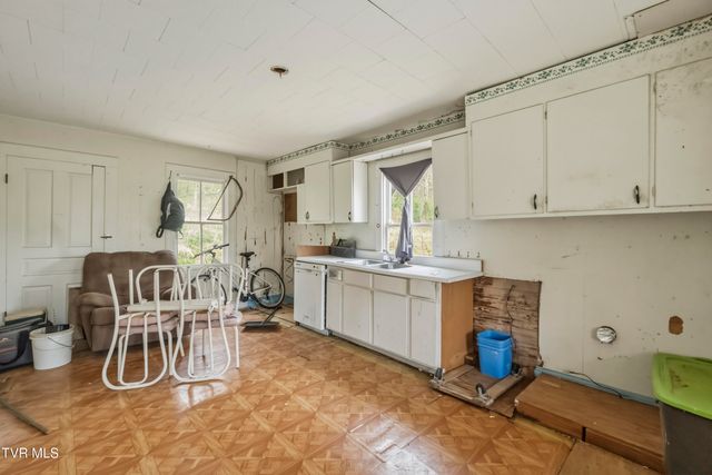 465 Clear Creek Road, Chuckey, TN 37641