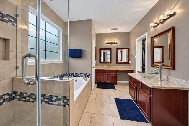 5504 Park Thicket Lane, Rosharon, TX 77583