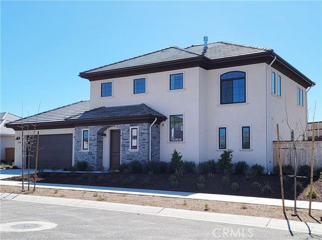 730 Manor Lane, Paso Robles, CA 93446