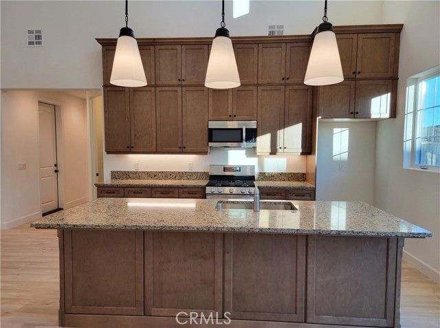 730 Manor Lane, Paso Robles, CA 93446