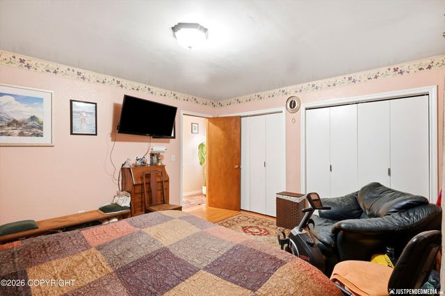 6901 Trafford Drive, Anchorage, AK 99504