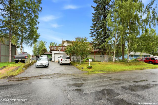 6901 Trafford Drive, Anchorage, AK 99504