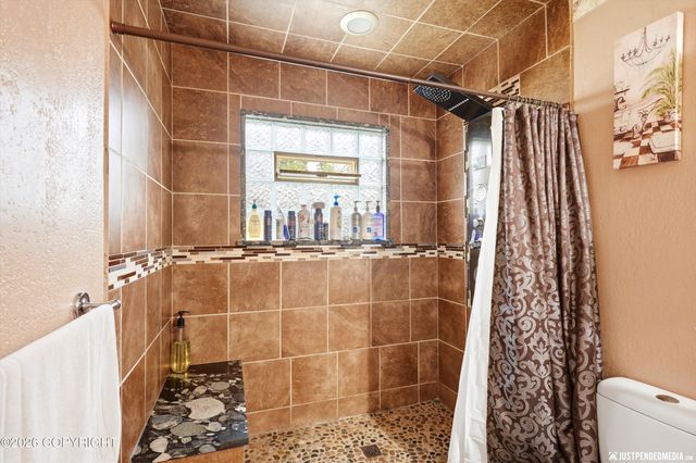 6901 Trafford Drive, Anchorage, AK 99504
