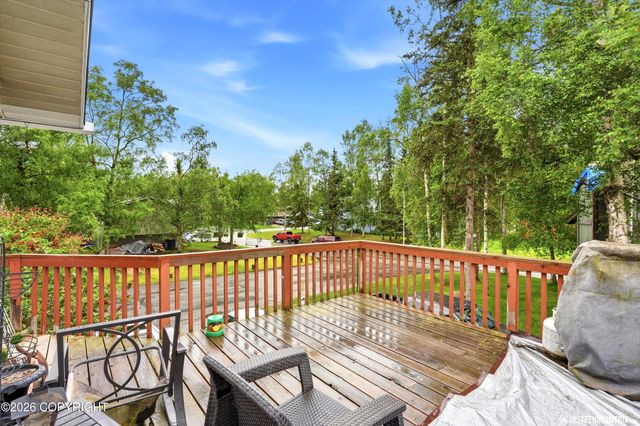 6901 Trafford Drive, Anchorage, AK 99504