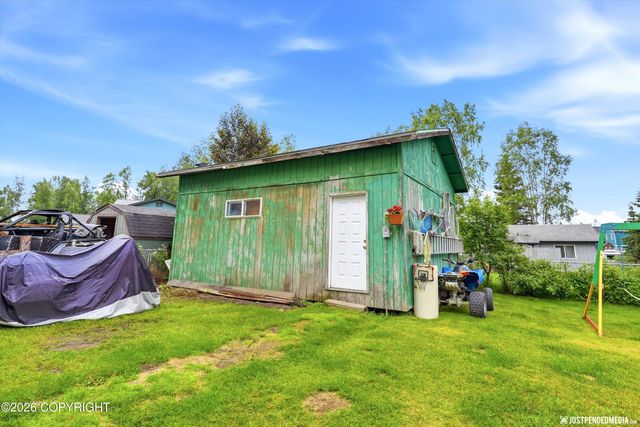6901 Trafford Drive, Anchorage, AK 99504