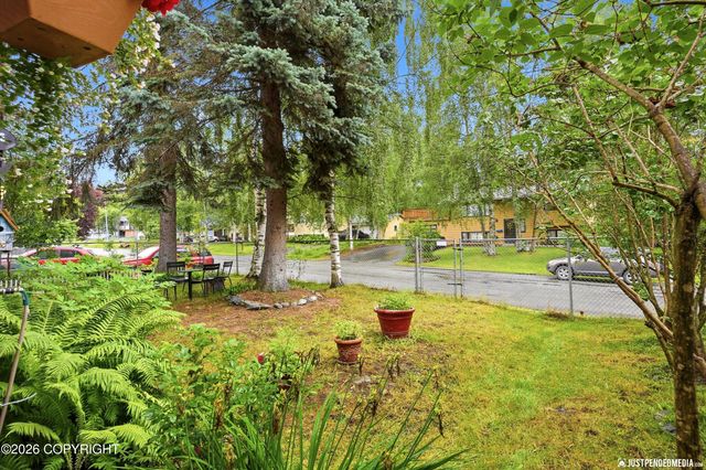 6901 Trafford Drive, Anchorage, AK 99504