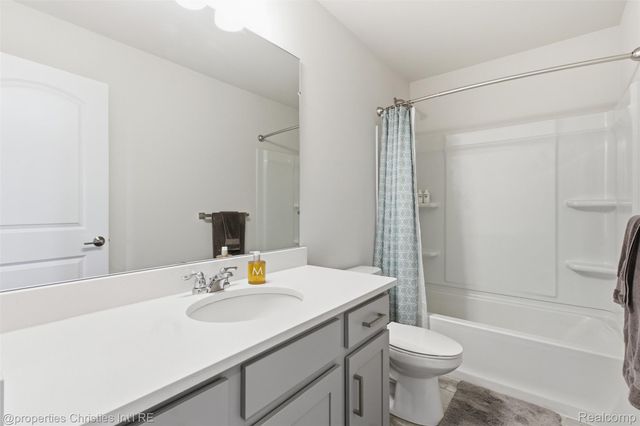 904 Salt Springs Drive, Saline Township, MI 48176