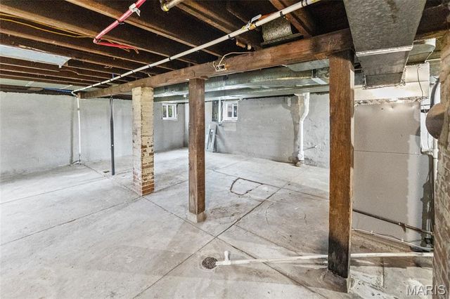 109 S 38th Street, Belleville, IL 62226