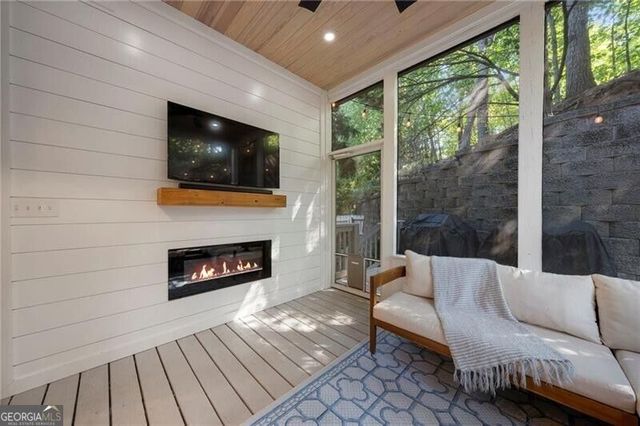 1677 Duncan Drive NW, Atlanta, GA 30318