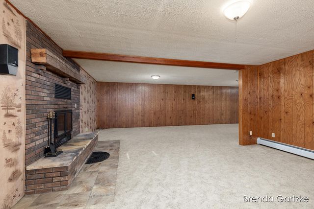 7480 E 5 Mile Road, White Cloud, MI 49349