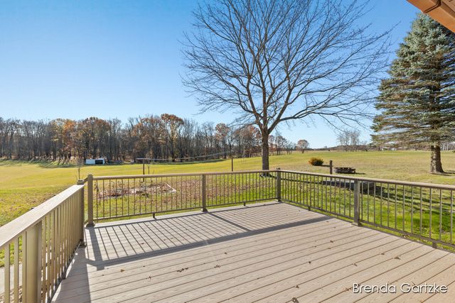 7480 E 5 Mile Road, White Cloud, MI 49349