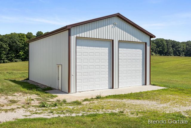 7480 E 5 Mile Road, White Cloud, MI 49349