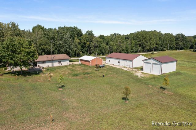 7480 E 5 Mile Road, White Cloud, MI 49349