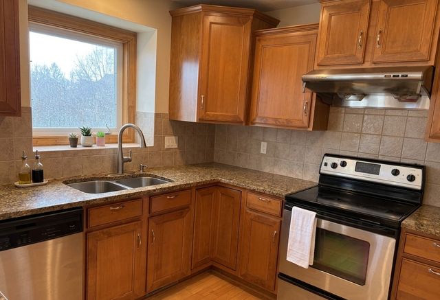 6309 NW 94th Street, Johnston, IA 50131