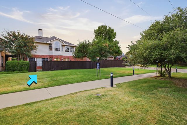 3903 Rive Lane, Addison, TX 75001