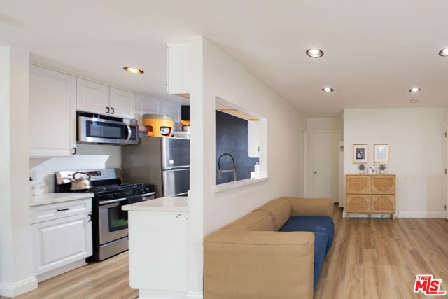 4812 Hollow Corner Road 151, Culver City, CA 90230
