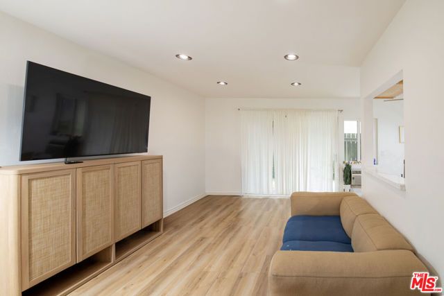 4812 Hollow Corner Road 151, Culver City, CA 90230