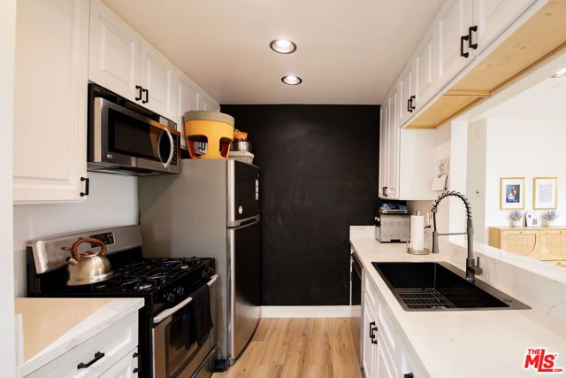 4812 Hollow Corner Road 151, Culver City, CA 90230