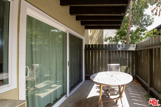 4812 Hollow Corner Road 151, Culver City, CA 90230