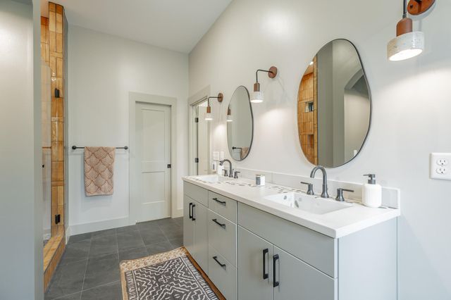 19 Stonehaven Drive, Signal Mountain, TN 37377