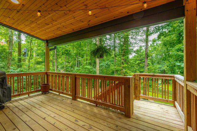 19 Stonehaven Drive, Signal Mountain, TN 37377