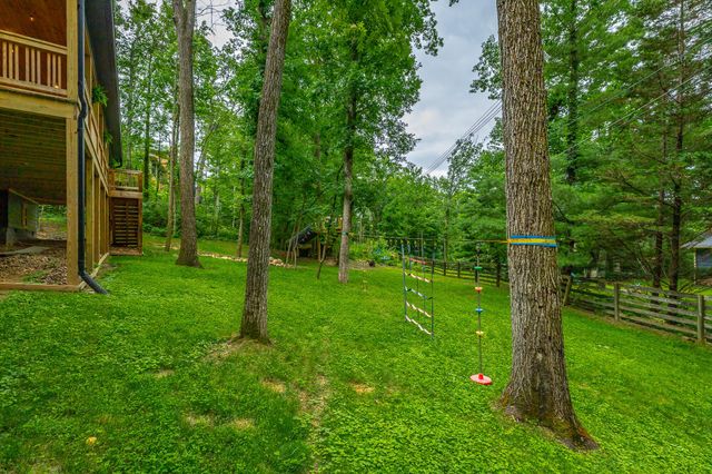 19 Stonehaven Drive, Signal Mountain, TN 37377