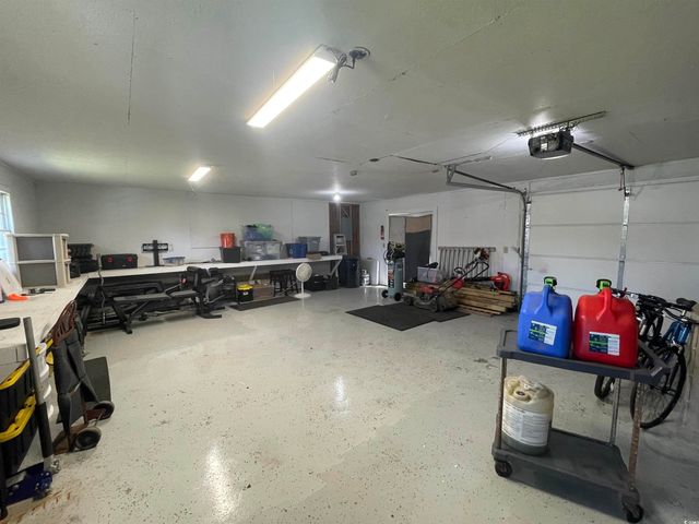 4637 Dogwood St., Loris, SC 29569