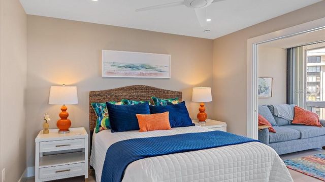 5400 OCEAN BOULEVARD 8-04, Sarasota, FL 34242