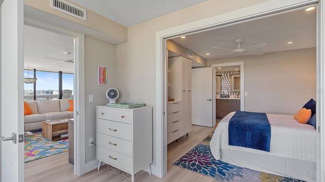 5400 OCEAN BOULEVARD 8-04, Sarasota, FL 34242