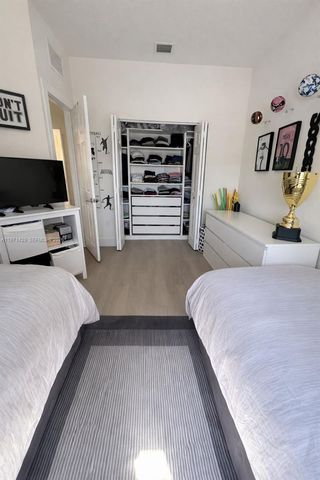 10255 NW 89th Ter, Doral, FL 33178