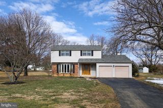 15 CAMBRIDGE RD, Downingtown, PA 19335