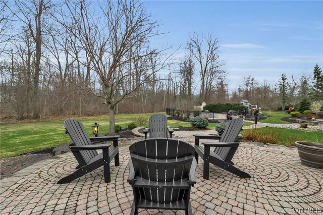 6555 Ashford Court, Clarence, NY 14051