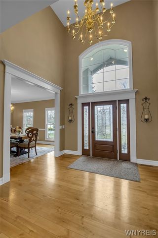 6555 Ashford Court, Clarence, NY 14051