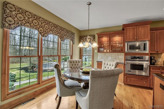 6555 Ashford Court, Clarence, NY 14051