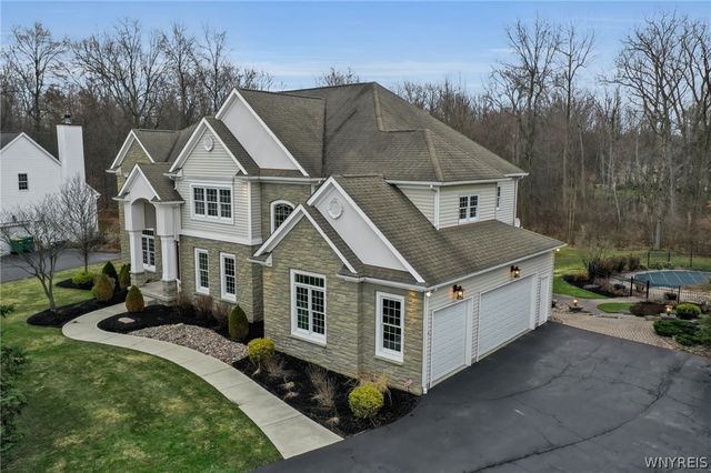 6555 Ashford Court, Clarence, NY 14051