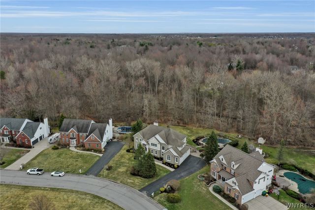 6555 Ashford Court, Clarence, NY 14051