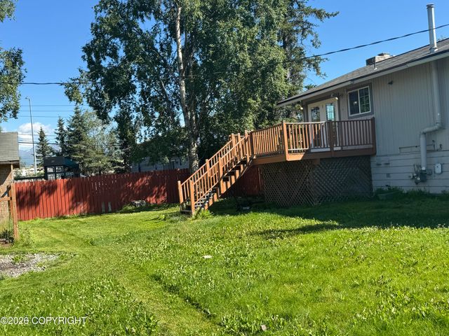 725 W 72nd Avenue, Anchorage, AK 99518