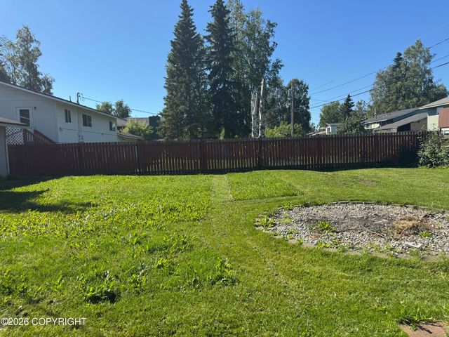 725 W 72nd Avenue, Anchorage, AK 99518