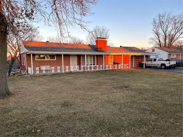6106 N Lenox Avenue, Kansas City, MO 64151