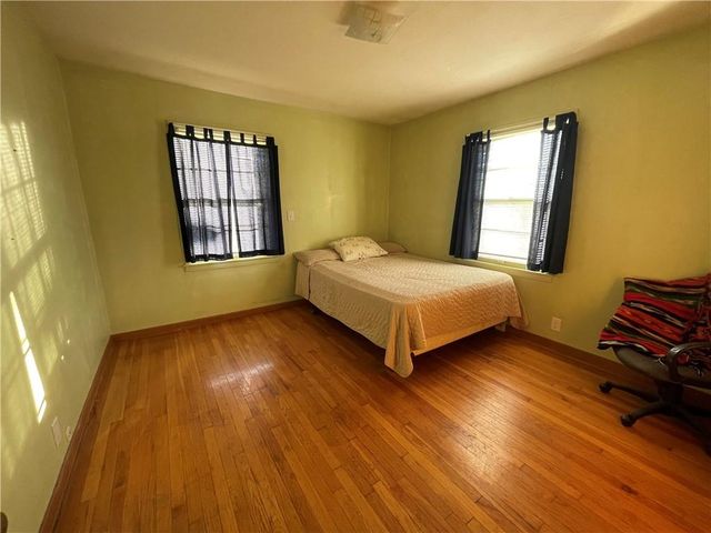 6106 N Lenox Avenue, Kansas City, MO 64151