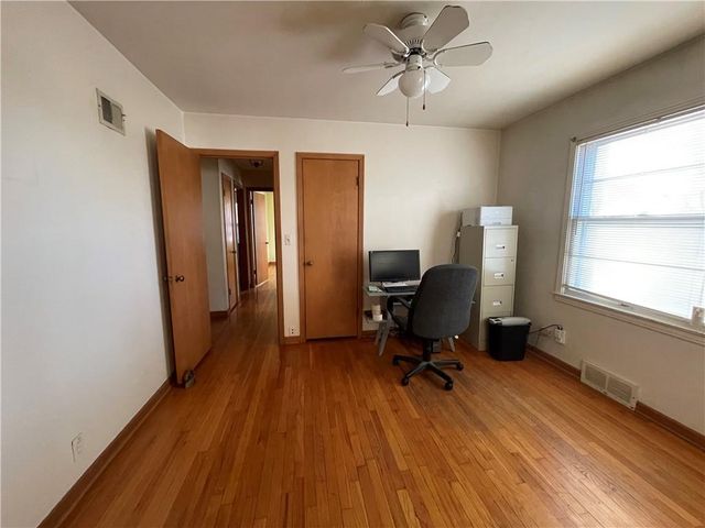 6106 N Lenox Avenue, Kansas City, MO 64151