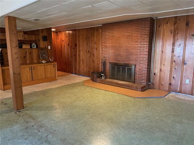 6106 N Lenox Avenue, Kansas City, MO 64151