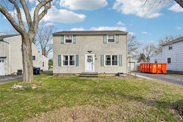 316 Coolidge Road, Irondequoit, NY 14622