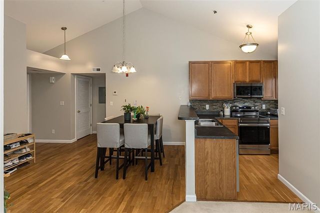 534 Saravalle Drive, St Peters, MO 63376